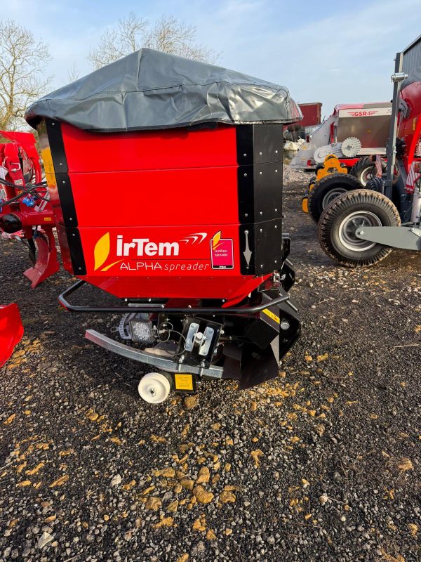 Irtem FS16 - 1600L Fert Spreader - Year 2025